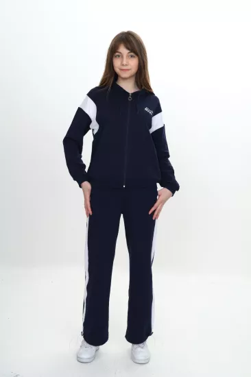 Toontoy Kız Çocuk Beyaz Garnili Kapüşonlu Fermuarlı Sweatshirt ve Garnili Geniş Paça Pantolon İkili Takım